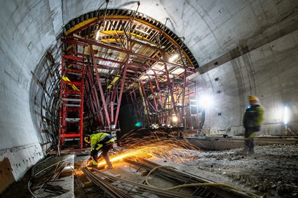 D1 Lietavská Lúčka, Dubná Skala, tunel Višňové